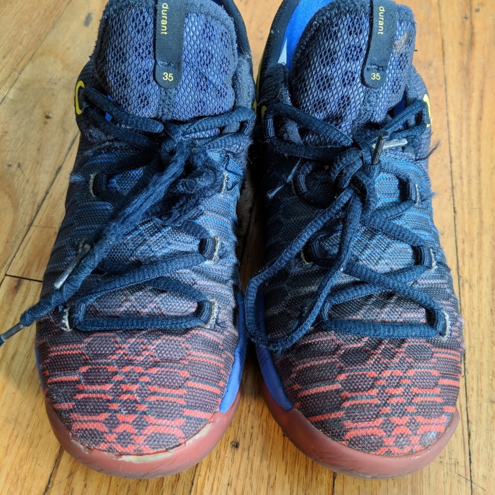 Nike KDs sneakers